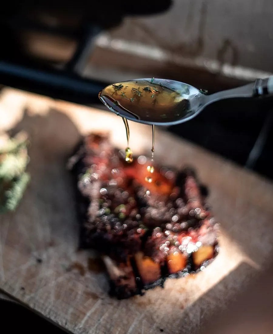 Sauce servi avec la viande