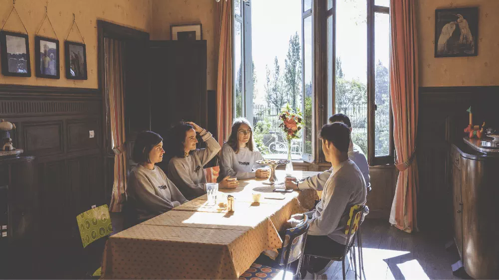 Petit déjeuner en intérieur