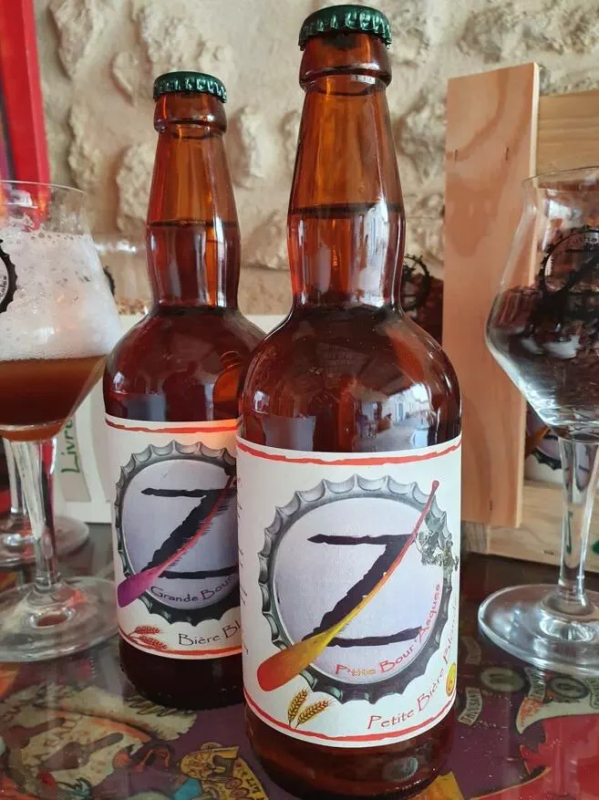 Petite Bière Blonde style IPA : P'tite Bour'Asques
