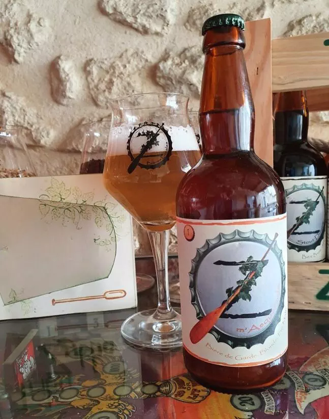 Bière Blonde de Garde Pur Malt : m'Asquarade
