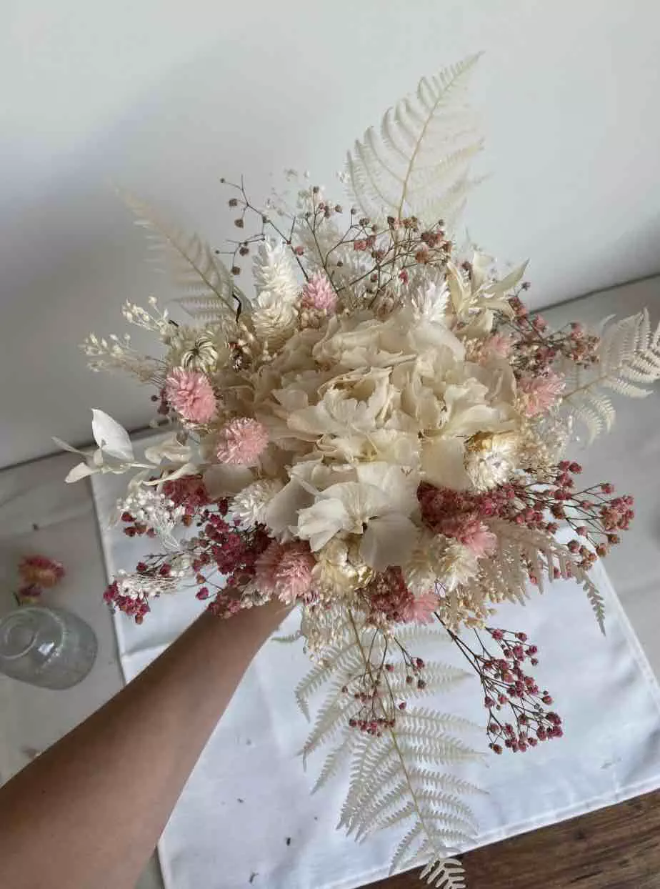 bouquet de mariée blanc