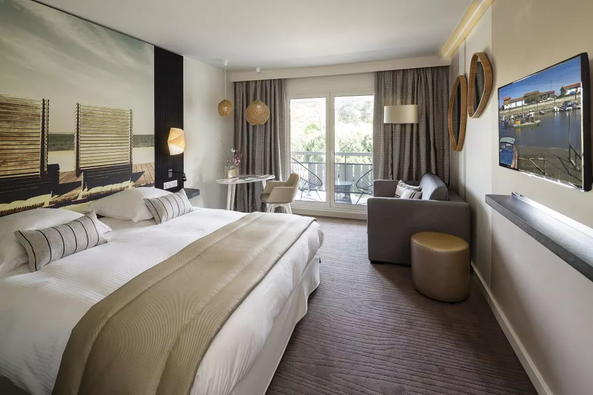 Chambre classique avec grand lit