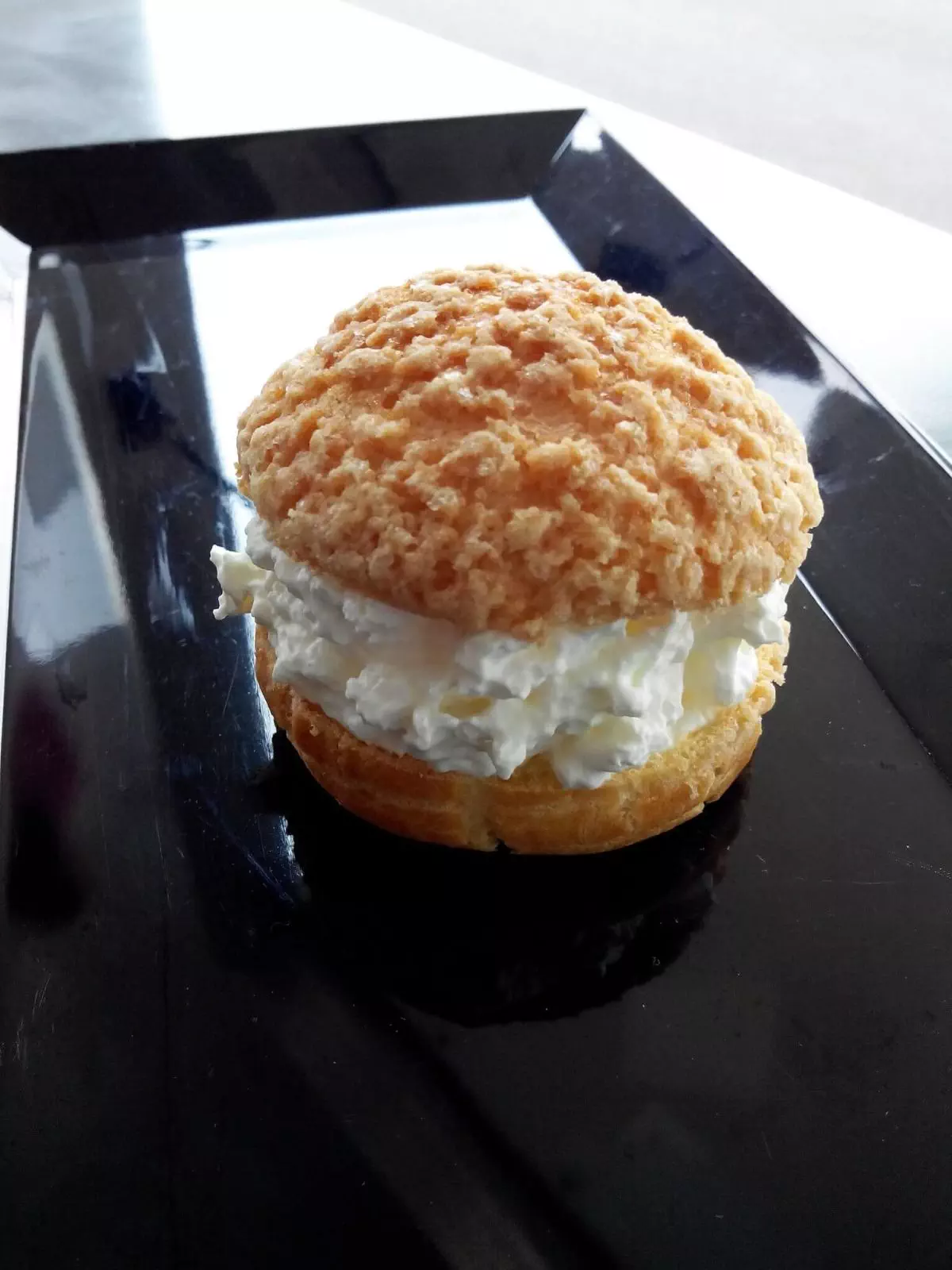 chouquette garnie.jpg