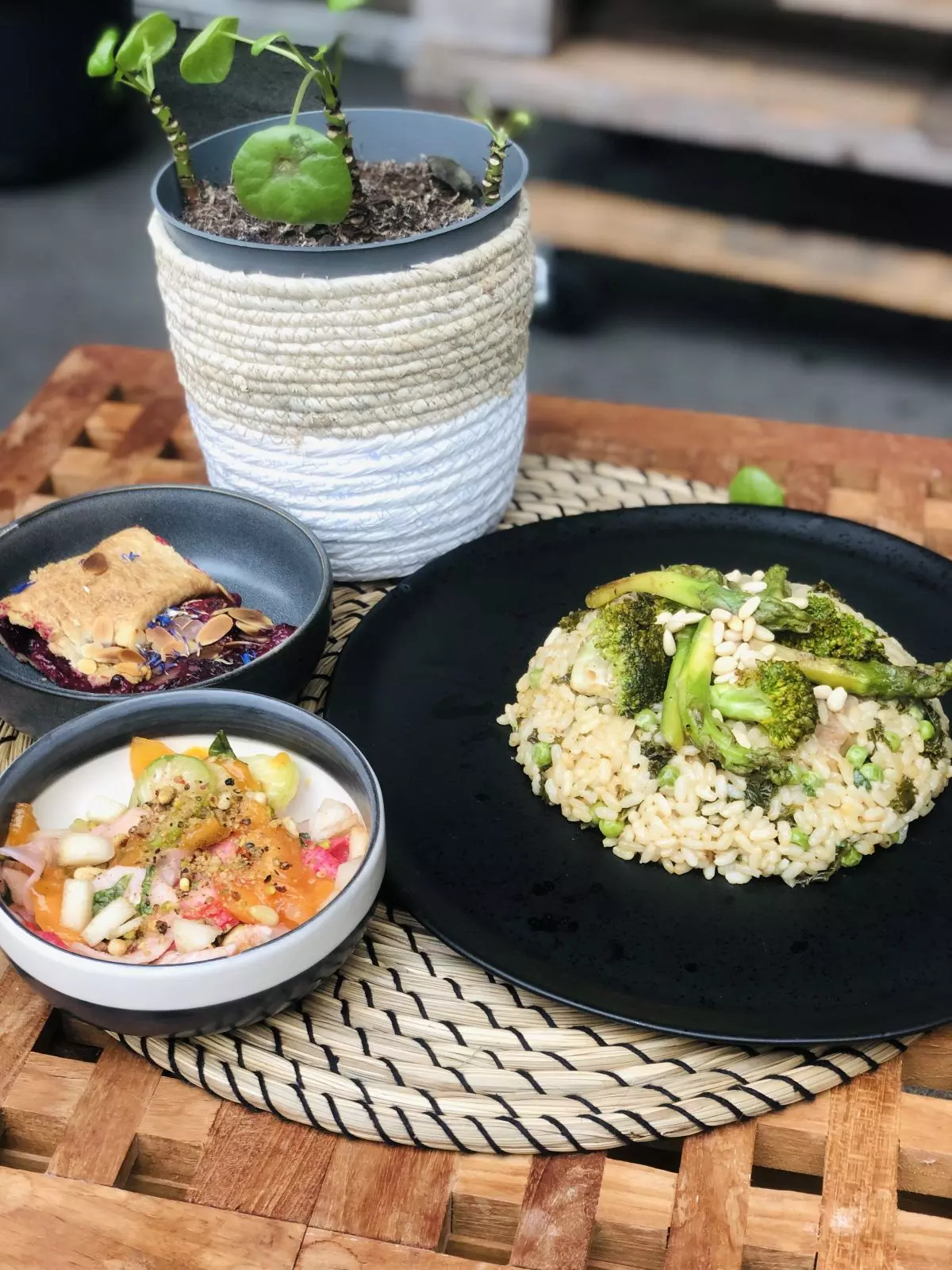 Exemple de plateaux-repas (qui changent en fonction des invendus que l'on collecte toutes les semaines)