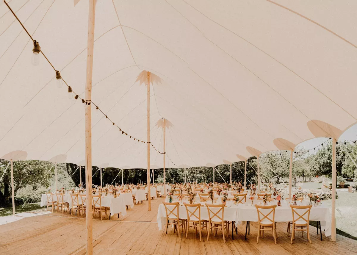 Tente Aliénor + Mobilier 