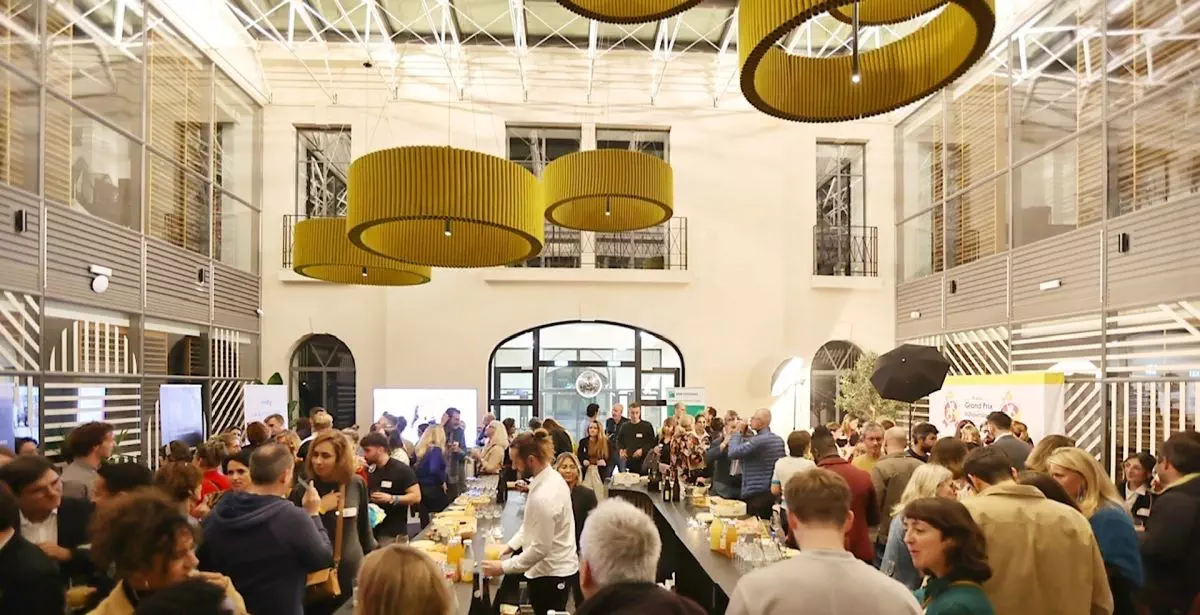 le lobby en mode soirée