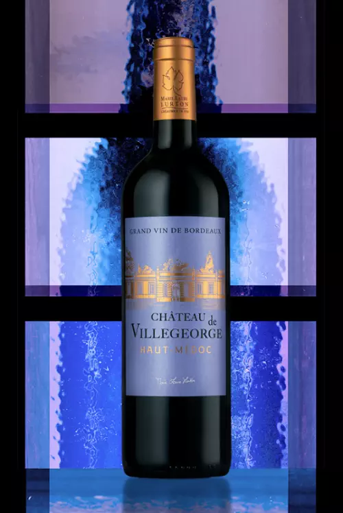 Vin de la propriété (12 bouteilles minimum et obligatoire avec la location de la salle)