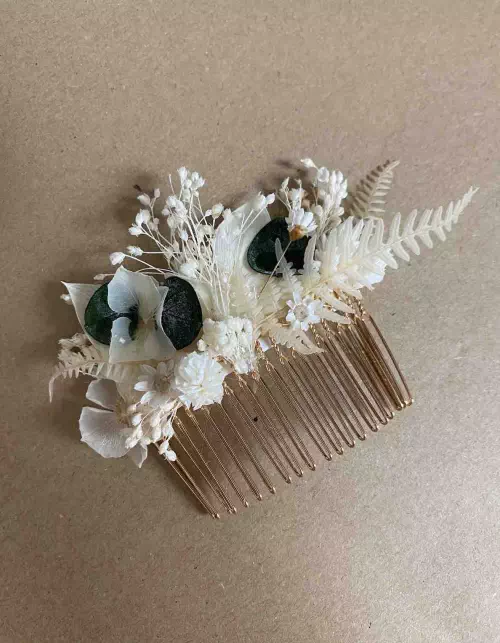 Boutonnière et barrette