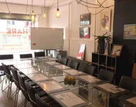 Location de la grande salle de réunion