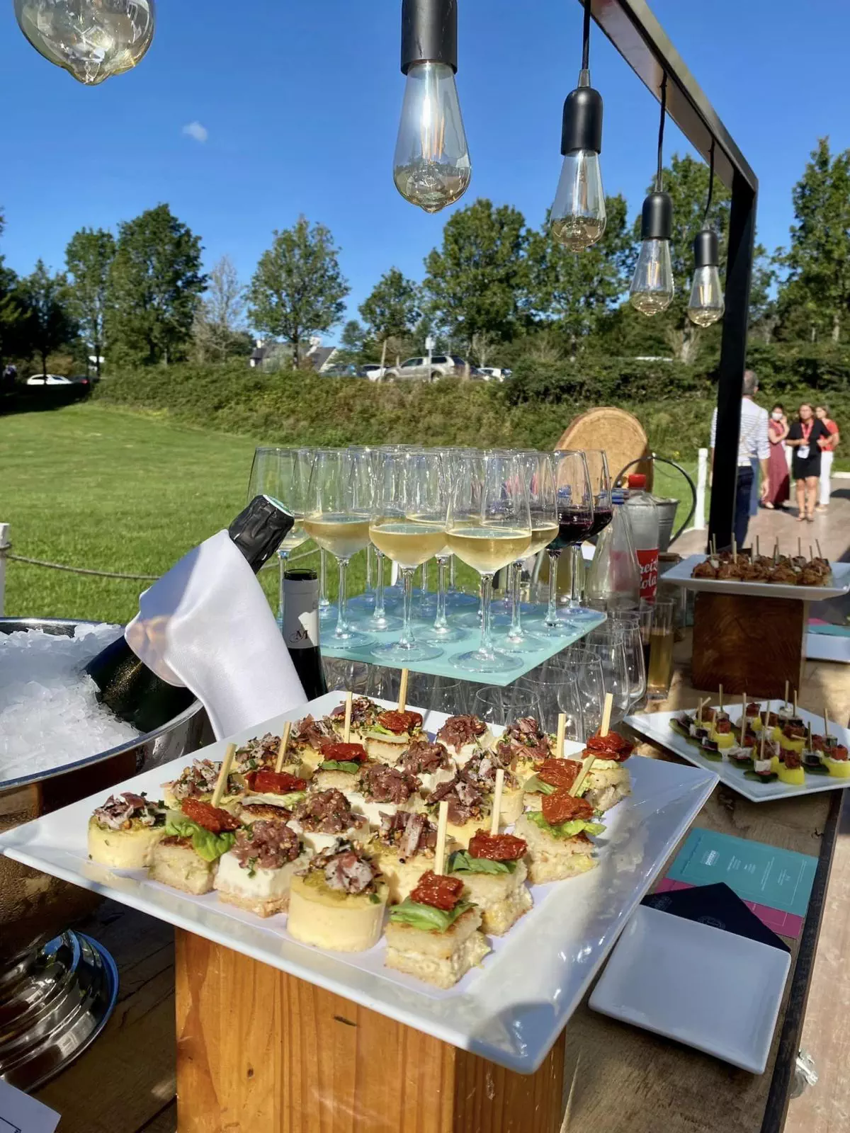Buffet au soleil 