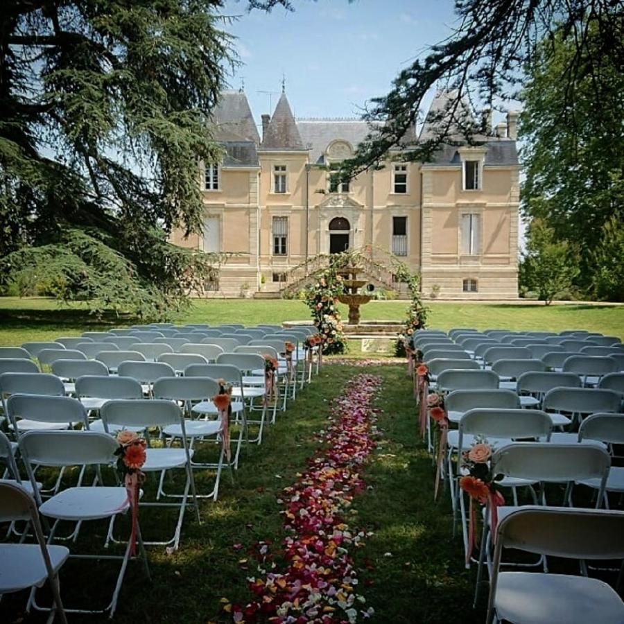 Cérémonie dans les jardins 