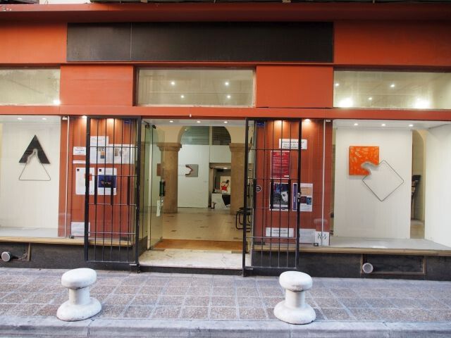 Devanture de la galerie