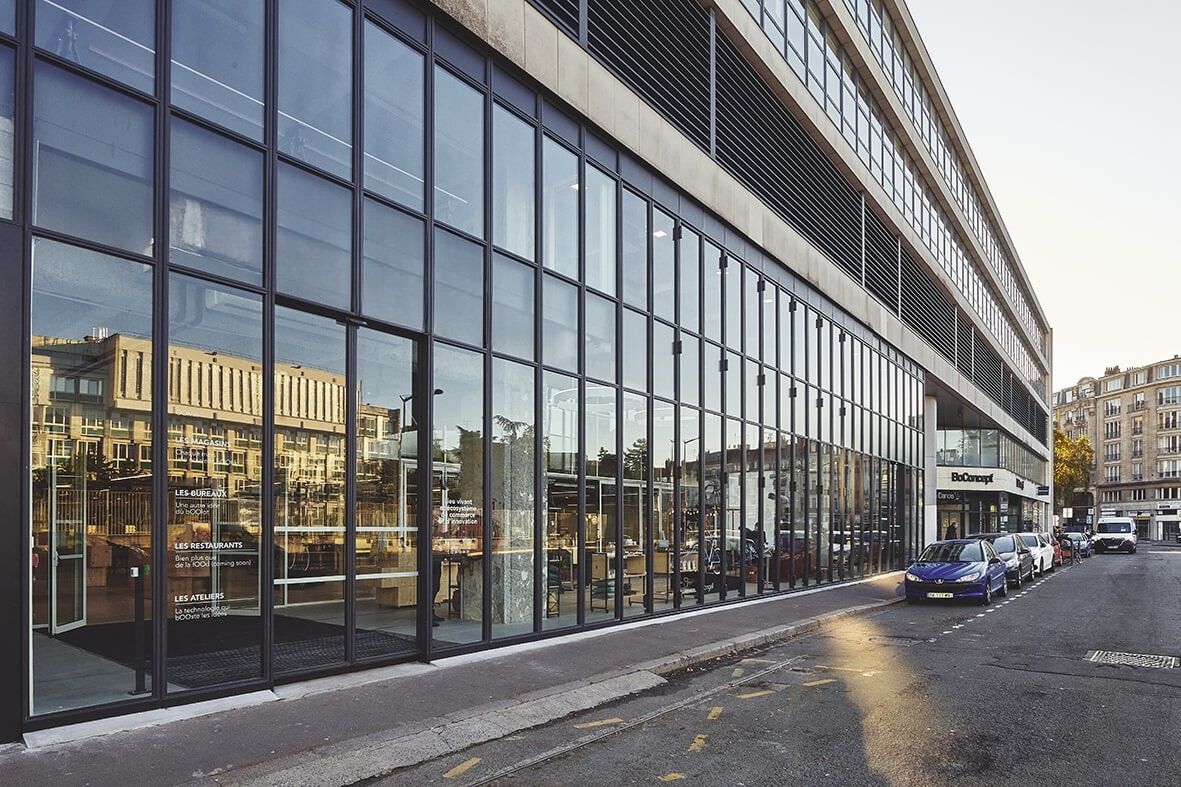 Espace de réception au style industriel à Lille
