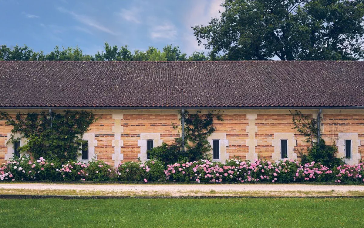 La magnifique façade du domaine
