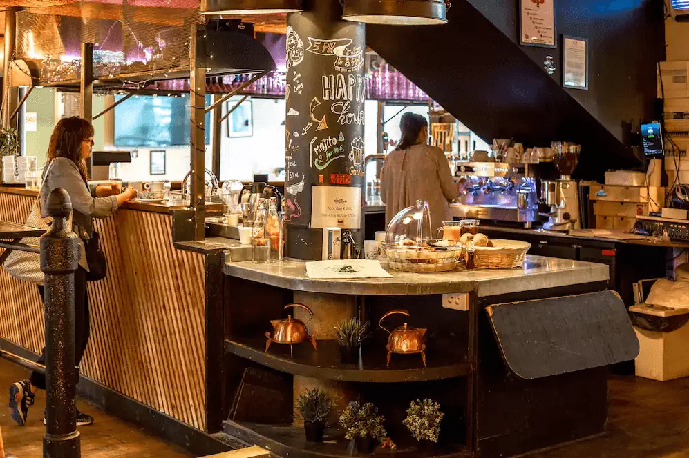 Bar