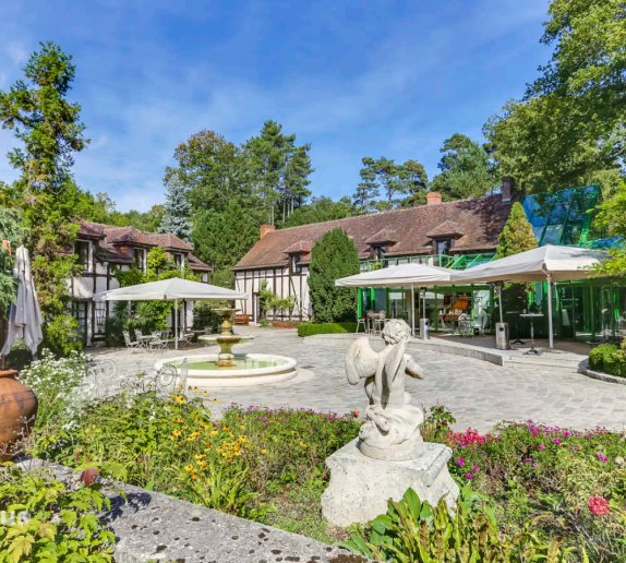 Domaine dans la forêt de Rambouillet