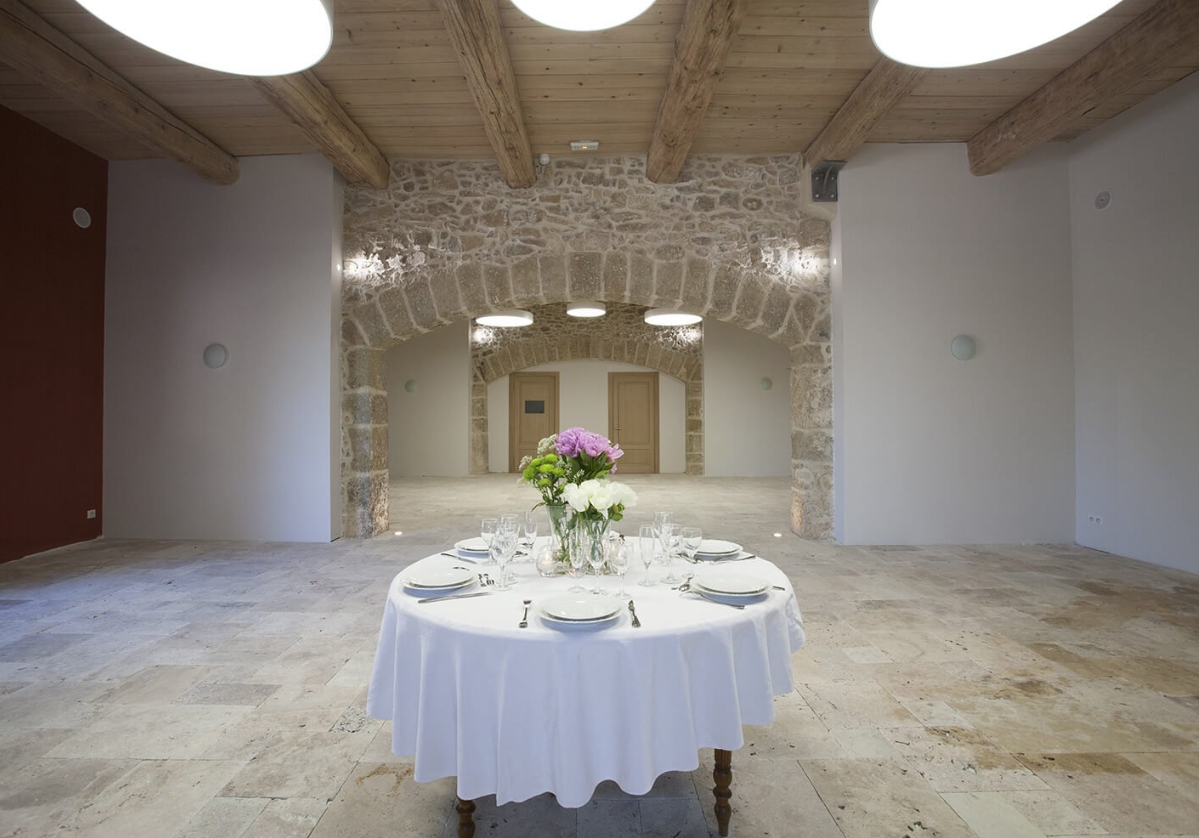 Salle de réception de 170m2