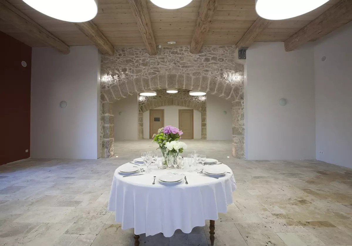 Salle de réception de 170m2