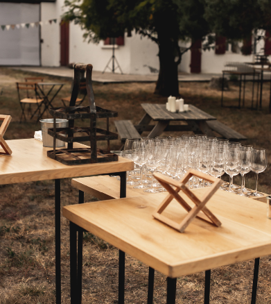 Cocktail en extérieur chateau méric.png