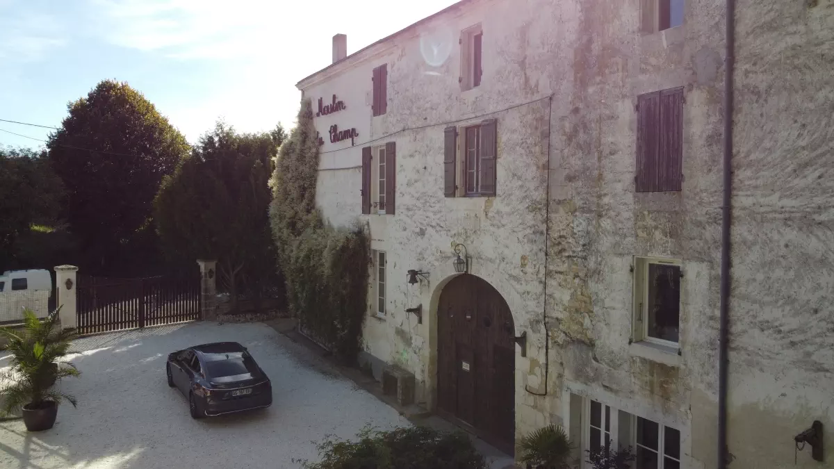 Le Moulin