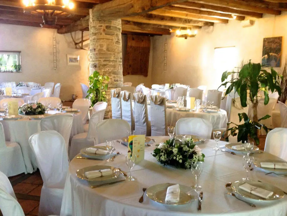domaine-de-bassilour-salle-reception.jpg