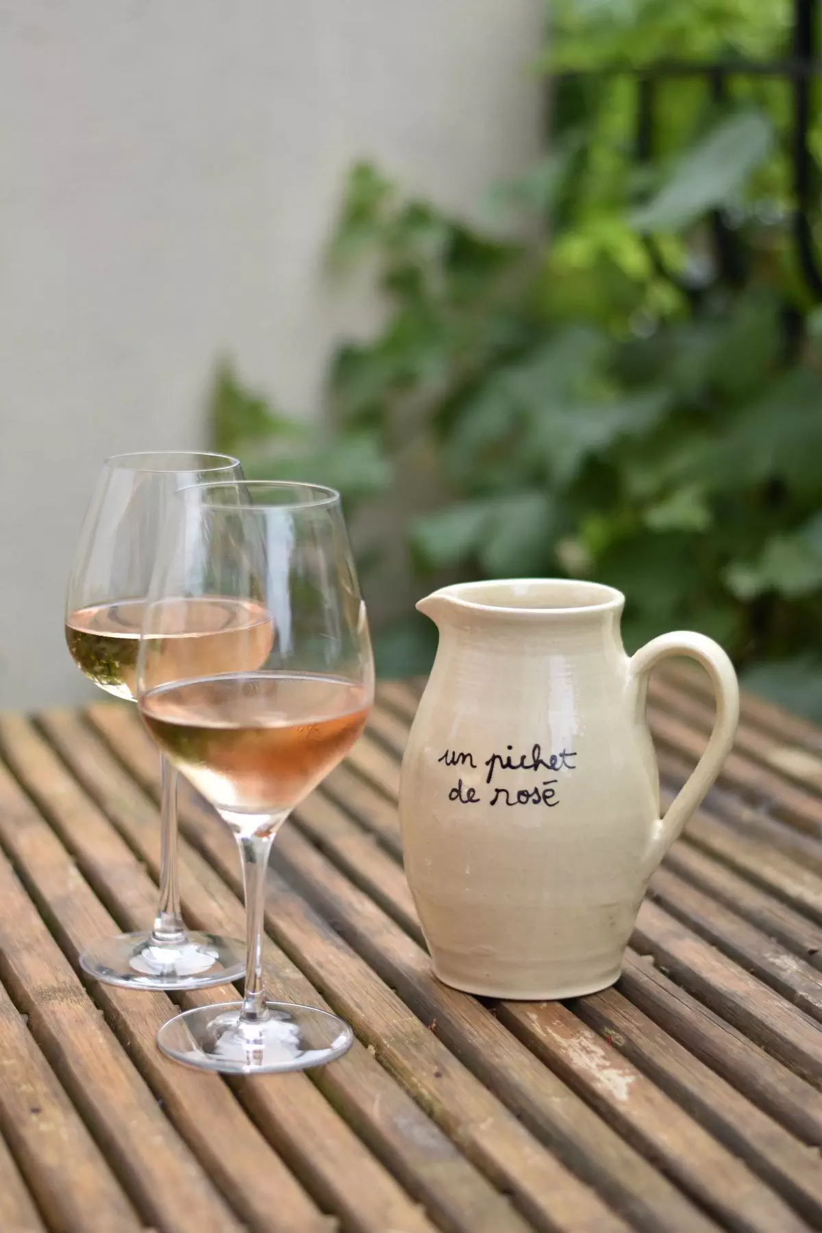 Pichet Parlant, message personnalisable. Ici pichet d'été ! " Un pichet de rosé "