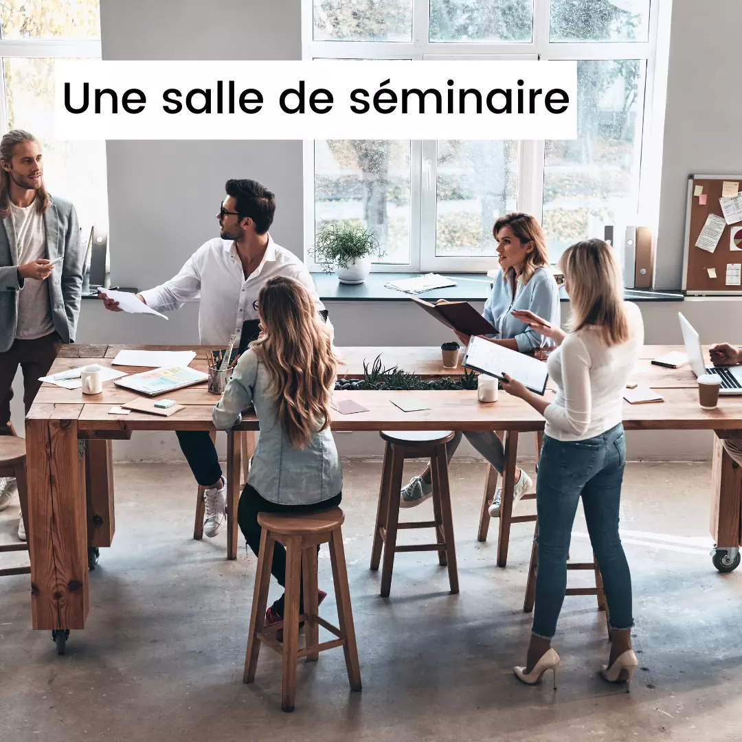 Image de salle de séminaire à titre d'exemple