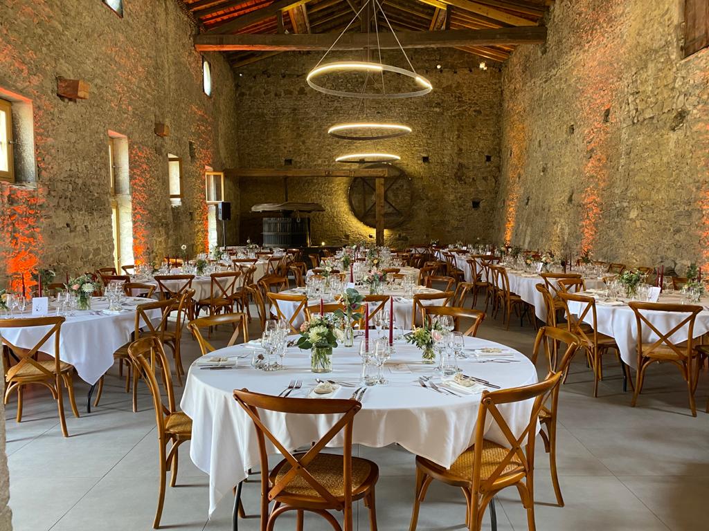 Déjeuner salle du Pressoir