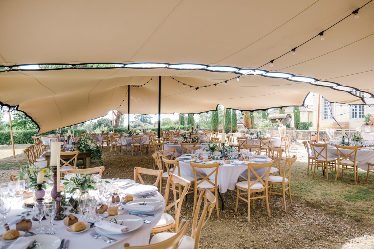 Tente Stretch + Mobilier