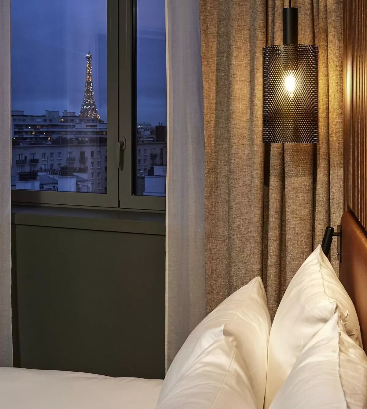 Chambre vue Tour Eiffel