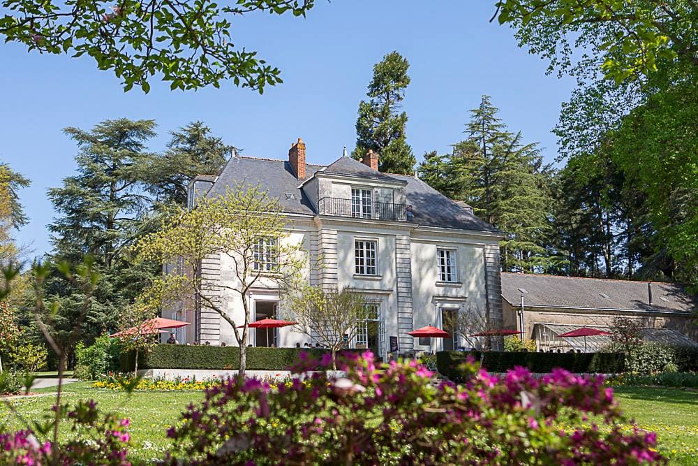 Manoir arboré dans Nantes
