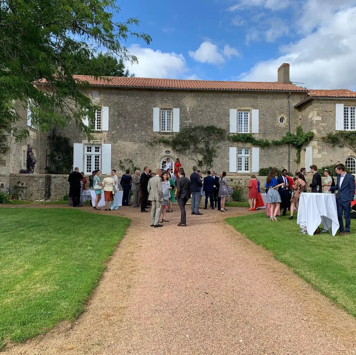 Le domaine vue du jardin