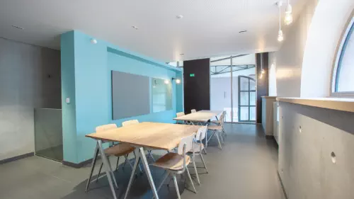 Hôtel et salle de réception colorée à Strasbourg