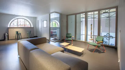 Hôtel et salle de réception colorée à Strasbourg