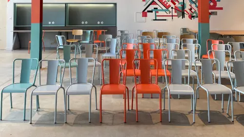 Hôtel et salle de réception colorée à Strasbourg