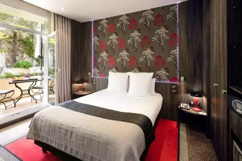 BEST WESTERN PREMIER LE PATIO DES ARTISTES