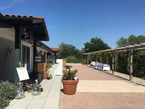 Domaine basque avec de nombreux hébergements