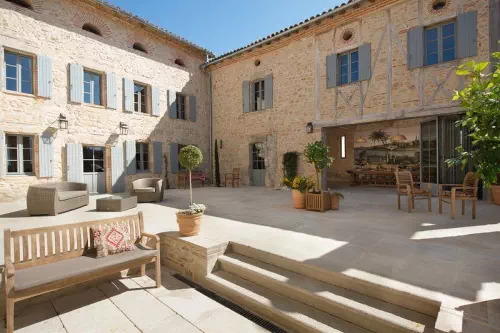 Charmante et authentique demeure dans le Tarn