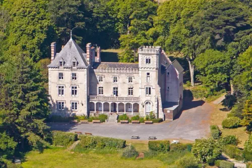 Domaine engagé en bord de mer dans le Finistère