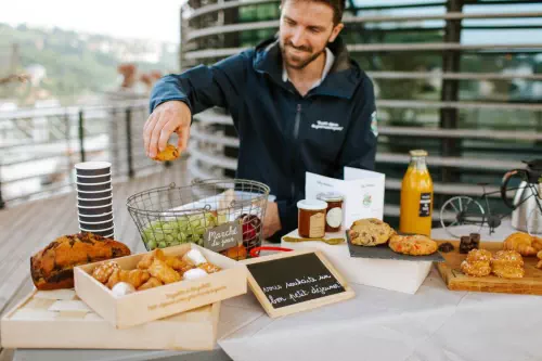 Petits-déjeuners gourmands livrés à vélo dans Lyon et sa périphérie