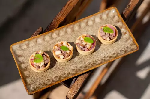 Traiteur 100 % handicap, de la terre à l’assiette 🌾