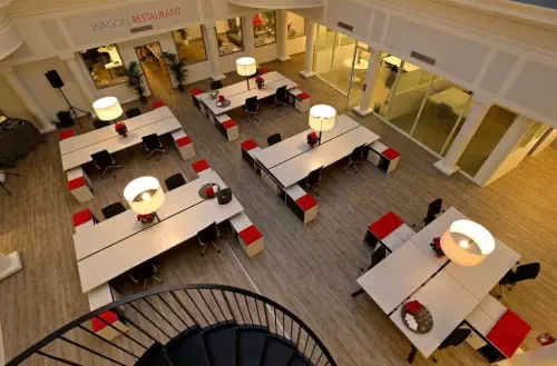 Grande salle de réception sous verrière Bordeaux centre