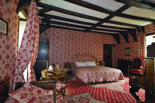 Grand domaine arboré à proximité de Rodez