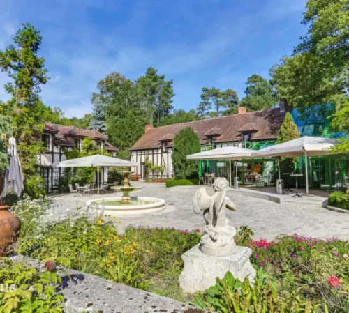 Domaine dans la forêt de Rambouillet