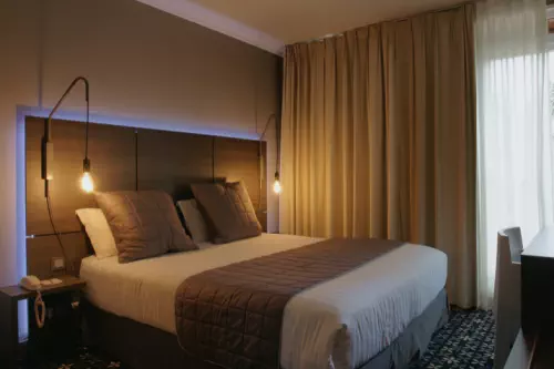 Chaleureux domaine ardéchois