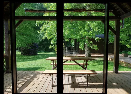 Domaine en pleine forêt au cœur de la Mayenne