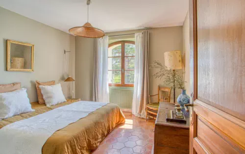 Domaine et son gîte dans le Vaucluse