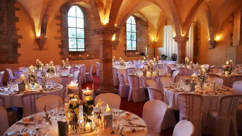 Abbaye insolite dans le Cher