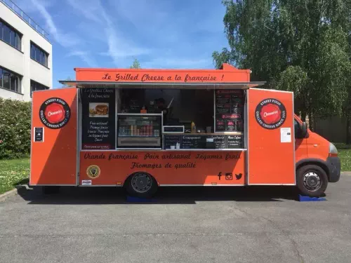 Foodtruck de sandwichs américains à Paris