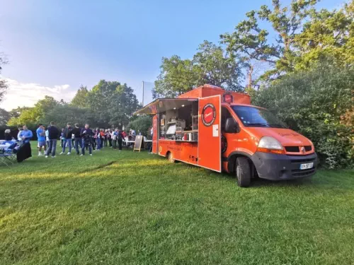 Foodtruck de sandwichs américains à Paris